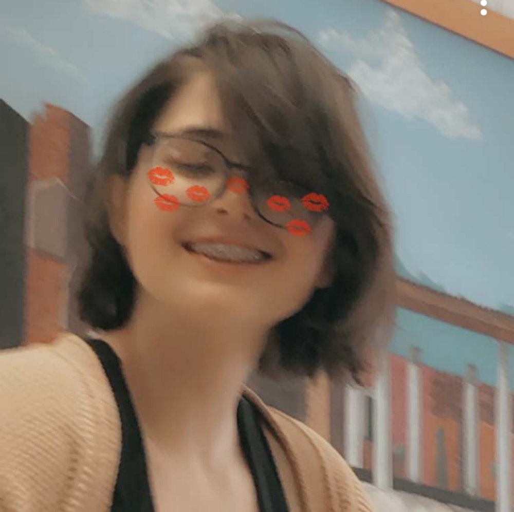 Meet your Posher, Akira